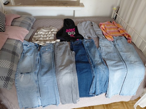 Großes paket jeans - paket,