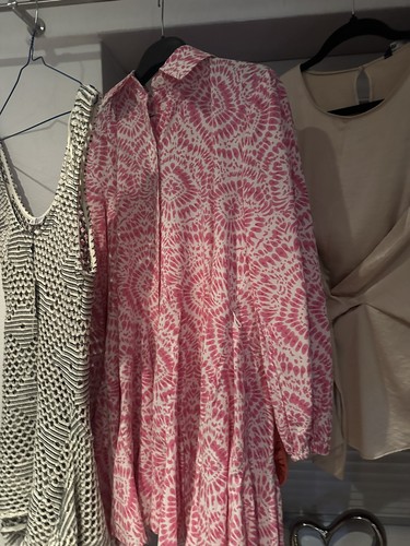 Kleiderpaket u a - u.,